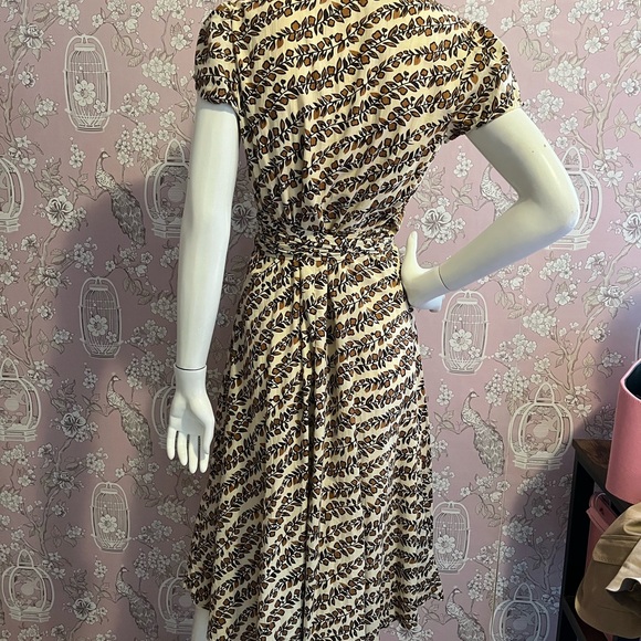 Wrap top dress with A line full skirt in vanilla and brown vine print - Picture 3 of 10